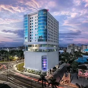Embassy By Hilton Hotel Sarasota